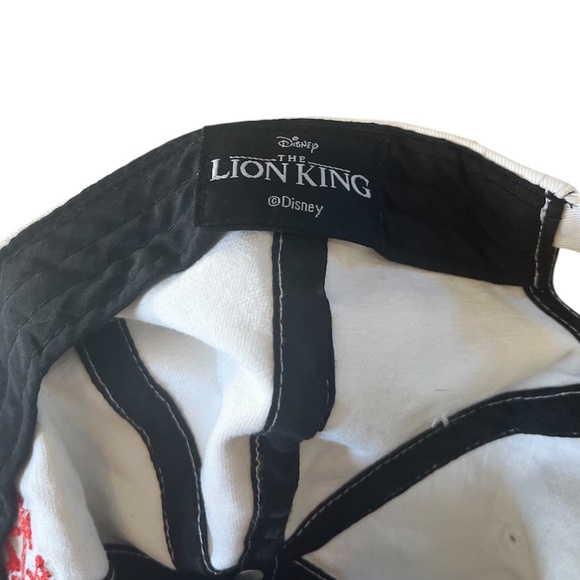Disney The Lion King Hakuna Matata White Hat - Picture 7 of 7